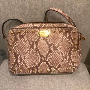 Michael kors snakeskin stud crossbody